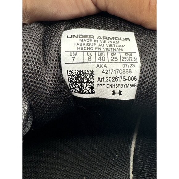 Under Armour Charged Assert 10 Size 7 Low Black Red White Camo Preowned - Picture 12 of 12